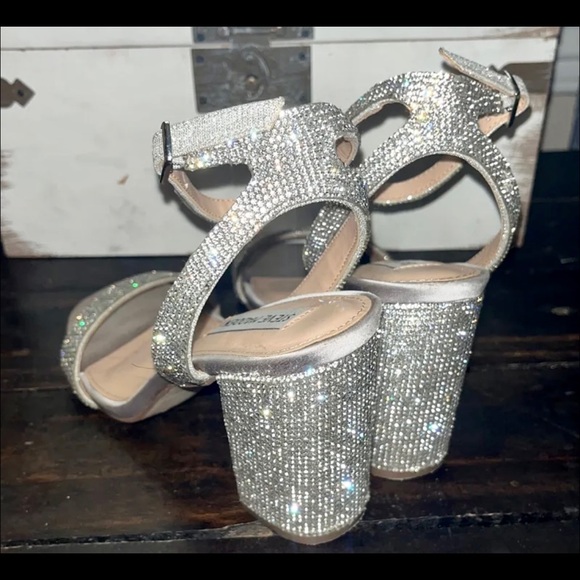 Steve Madden sparkly heels - Picture 2 of 3